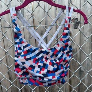 Lululemon sports bra size 8